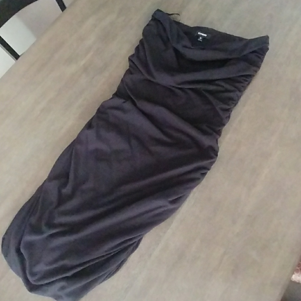 Sexy black dress, tight fit and sleeveless